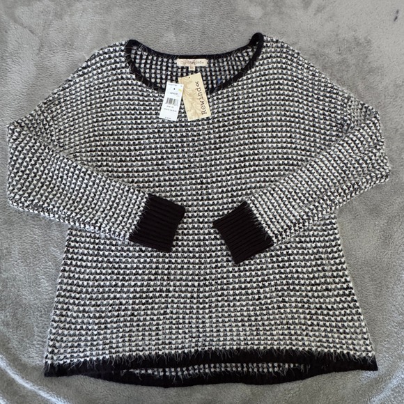 NWT Women's Sweater Rewind‎ Brand (Kohl's) Size XL Black / White - Picture 1 of 7